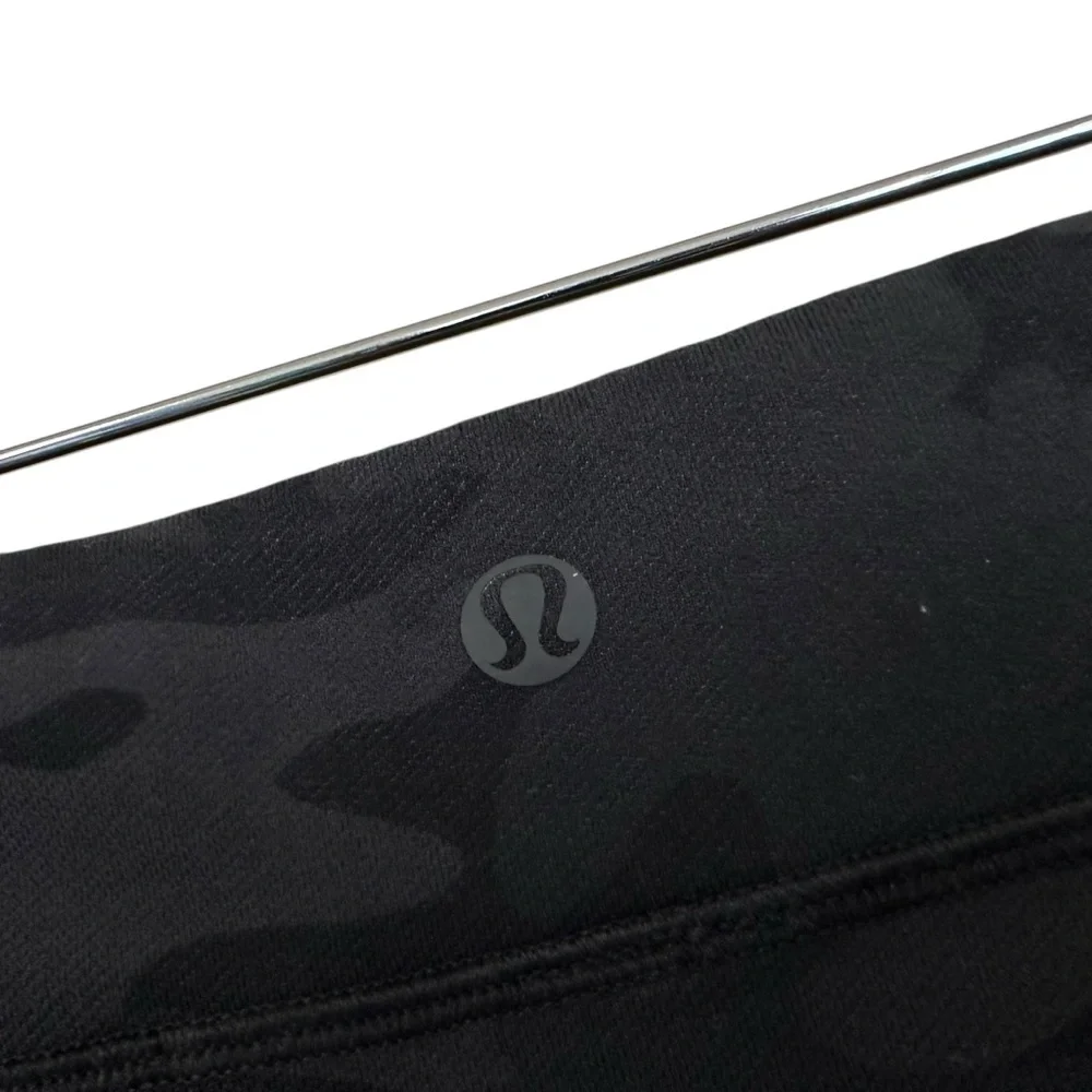Lululemon Womens Camouflague City Skirt Sz 8? Savasana Camo Black High Low Hem
